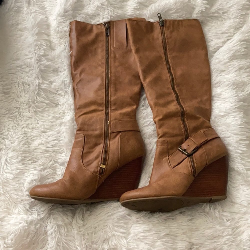 Nine West Tan Wedge Heel Boots